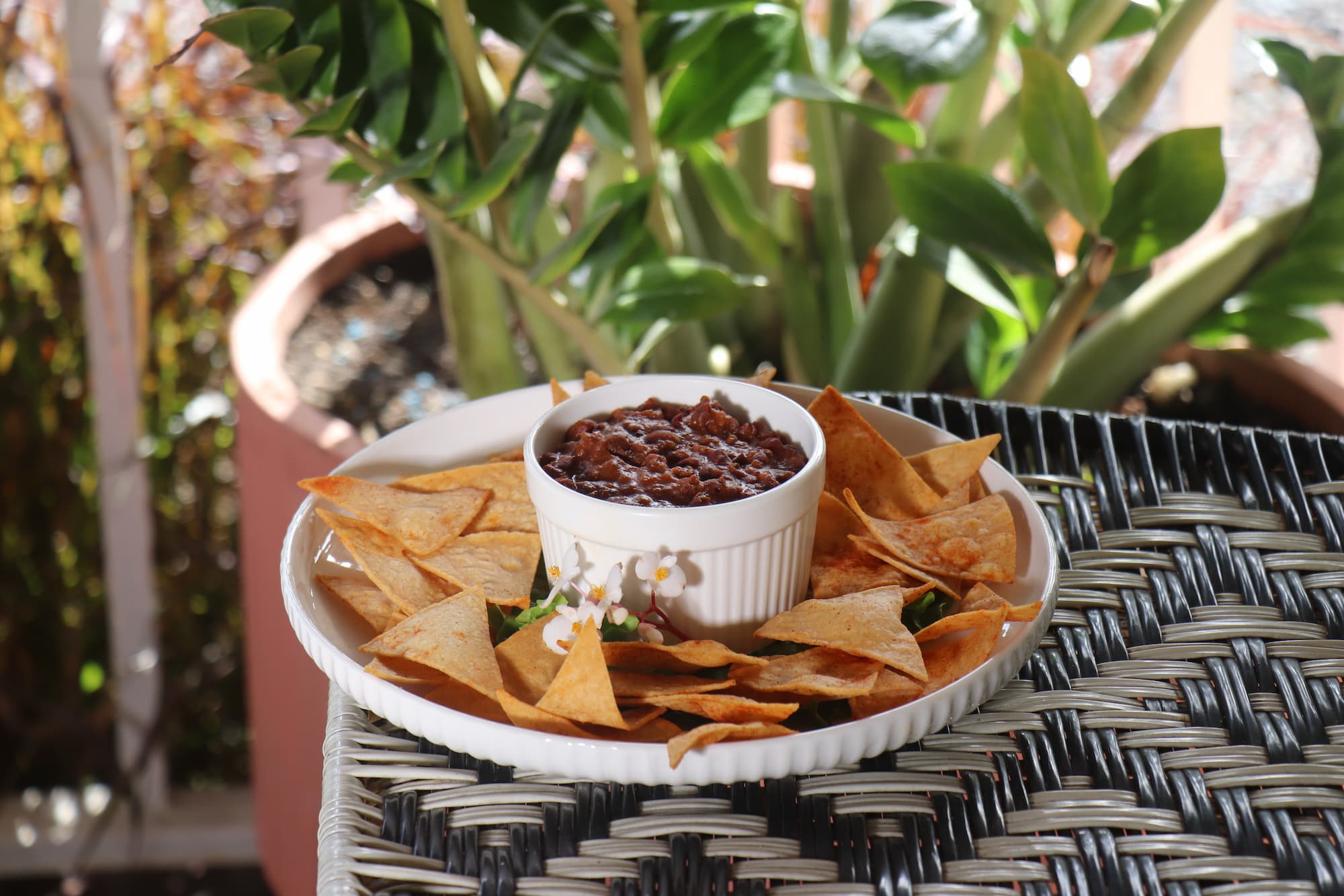 Chili con carne y totopos